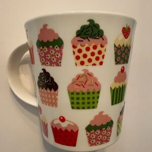 Colorful Cupcake Design Mug